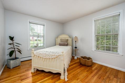 99 Old Post Road Centerville MA 02632