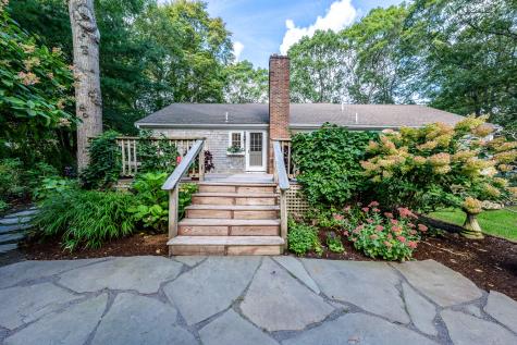 99 Old Post Road Centerville MA 02632