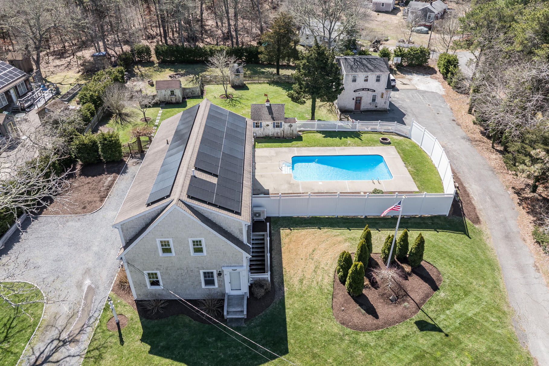 33 Queen Anne Road Harwich MA 02645