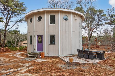 19 Old Bridge Road Truro MA 02666