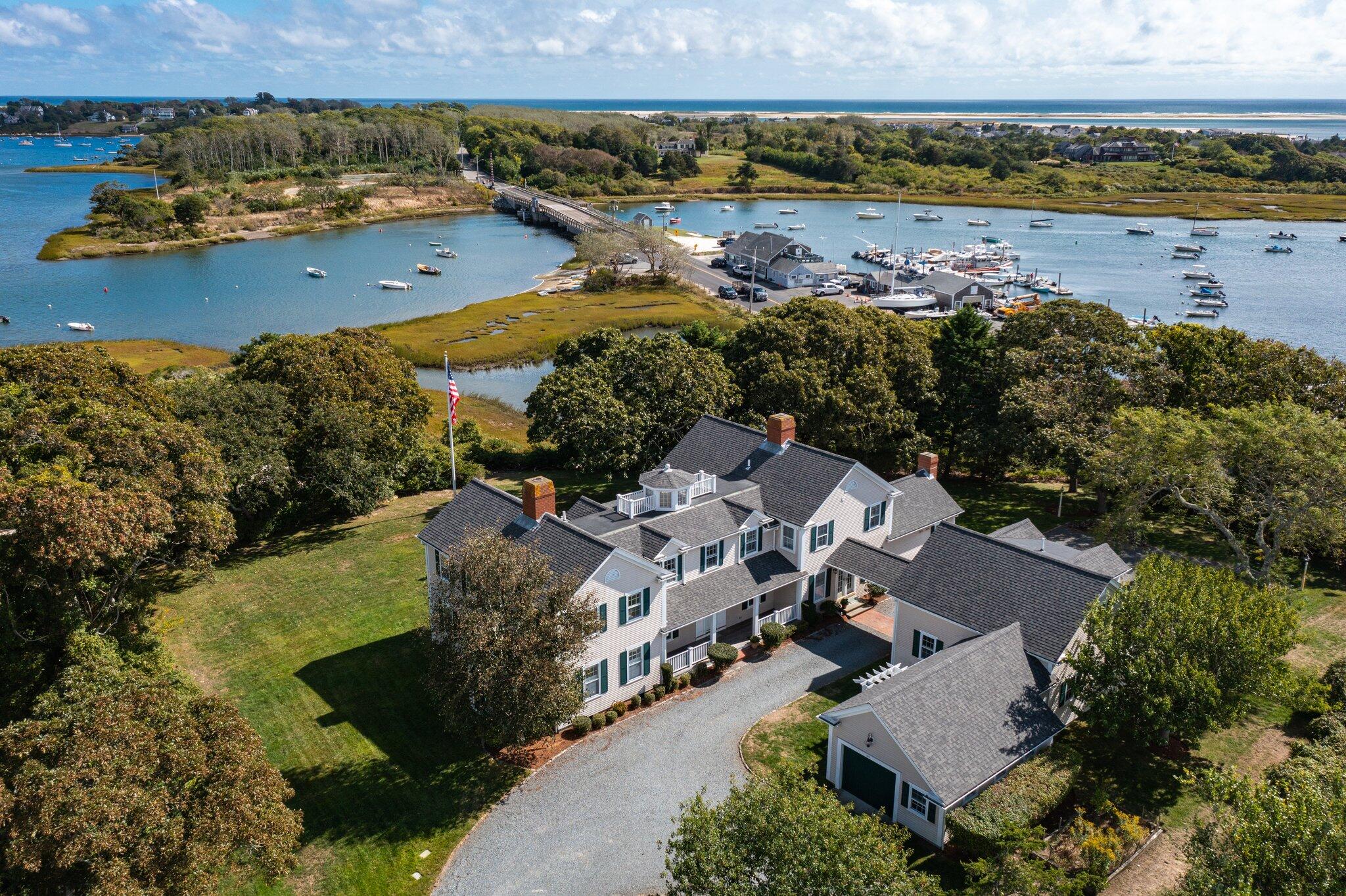 513 Stage Harbor Road Chatham MA 02633