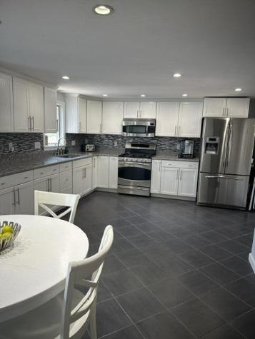 135 Baxter Avenue Yarmouth MA 02673