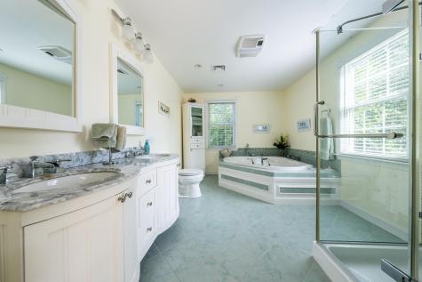 135 Baxter Avenue Yarmouth MA 02673