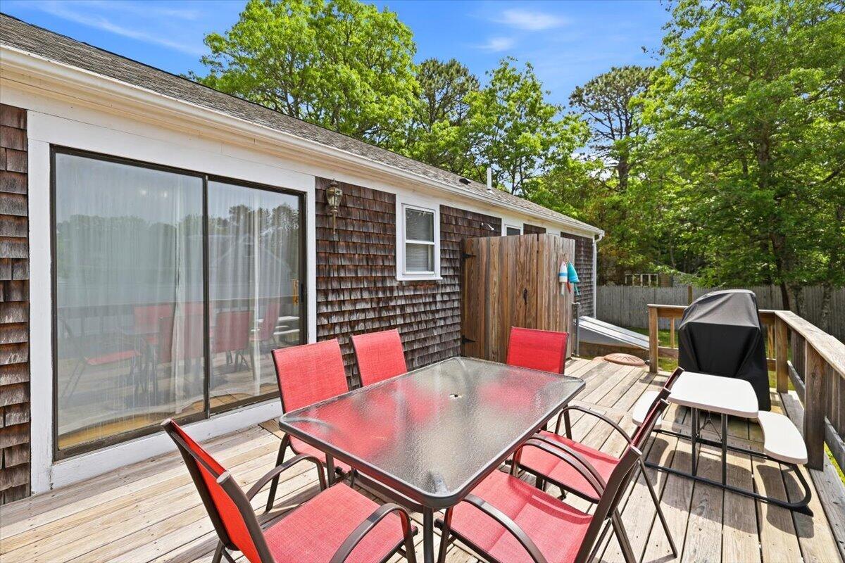 9 Deerfield Road Yarmouth MA 02673