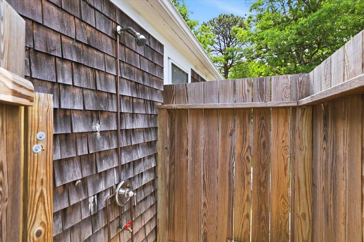 9 Deerfield Road Yarmouth MA 02673