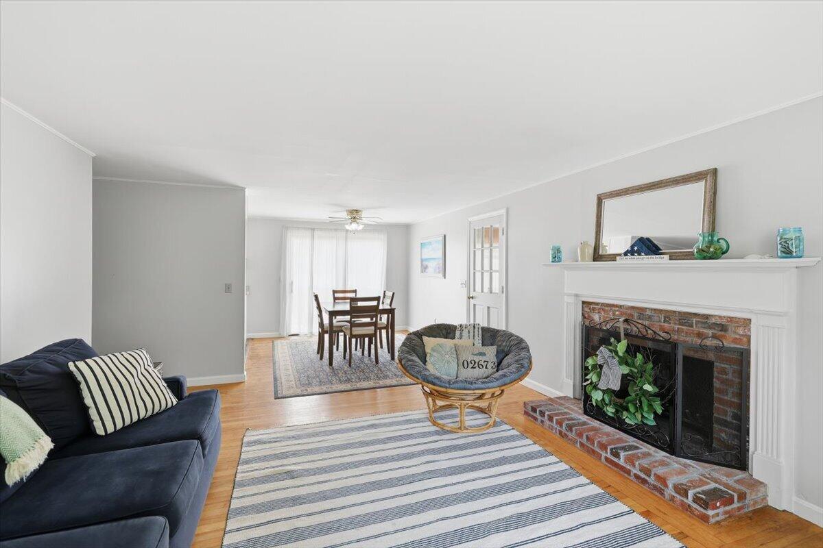 9 Deerfield Road Yarmouth MA 02673