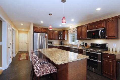 35 Settlers Way Bourne MA 02532