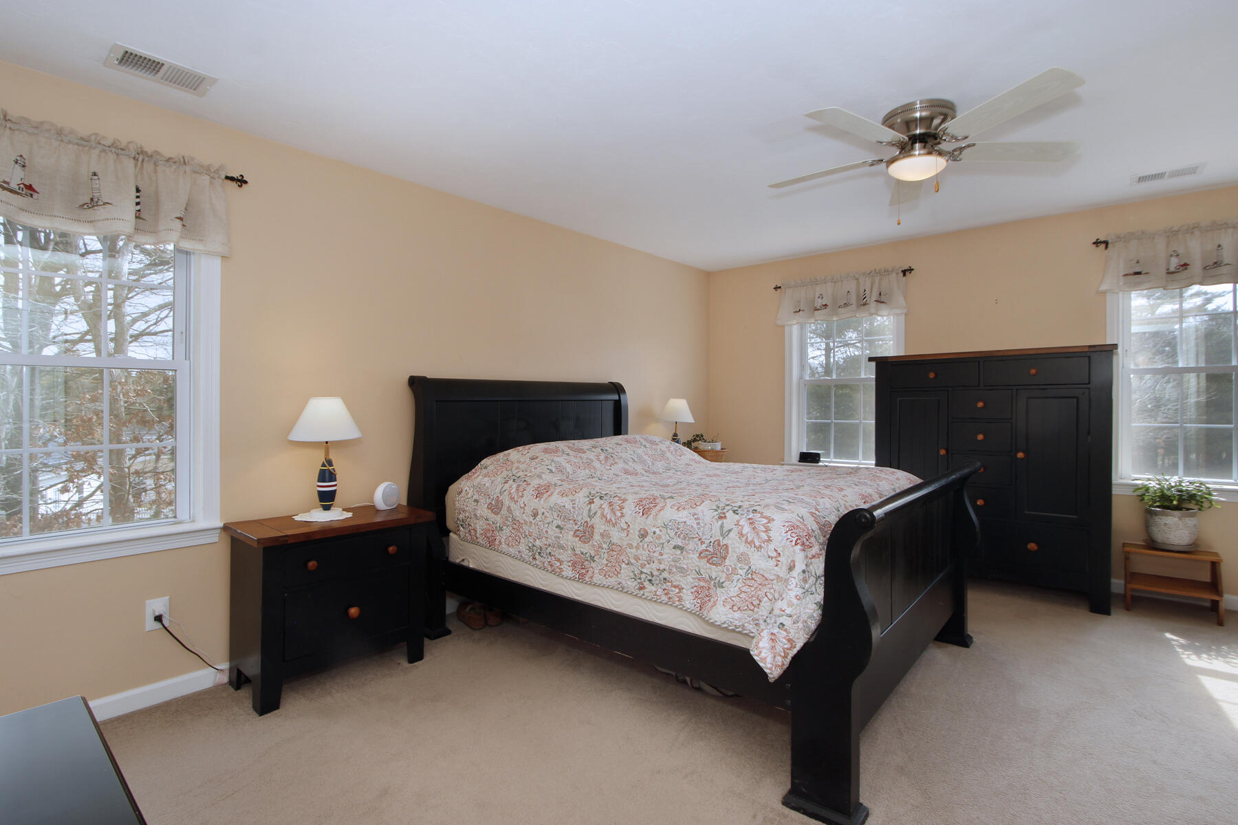 35 Settlers Way Bourne MA 02532