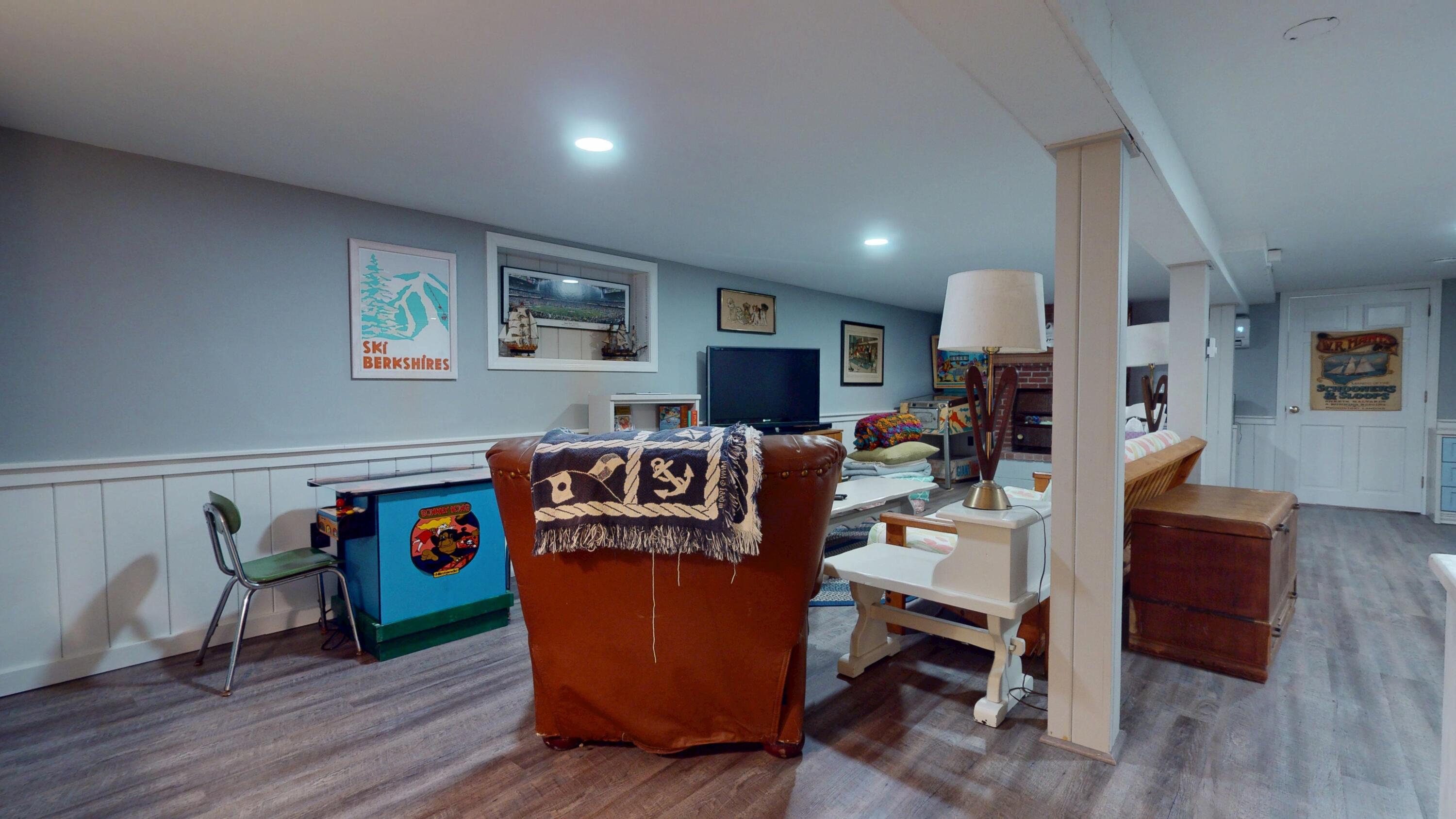 325 Nauset Light Beach Road Eastham MA 02642