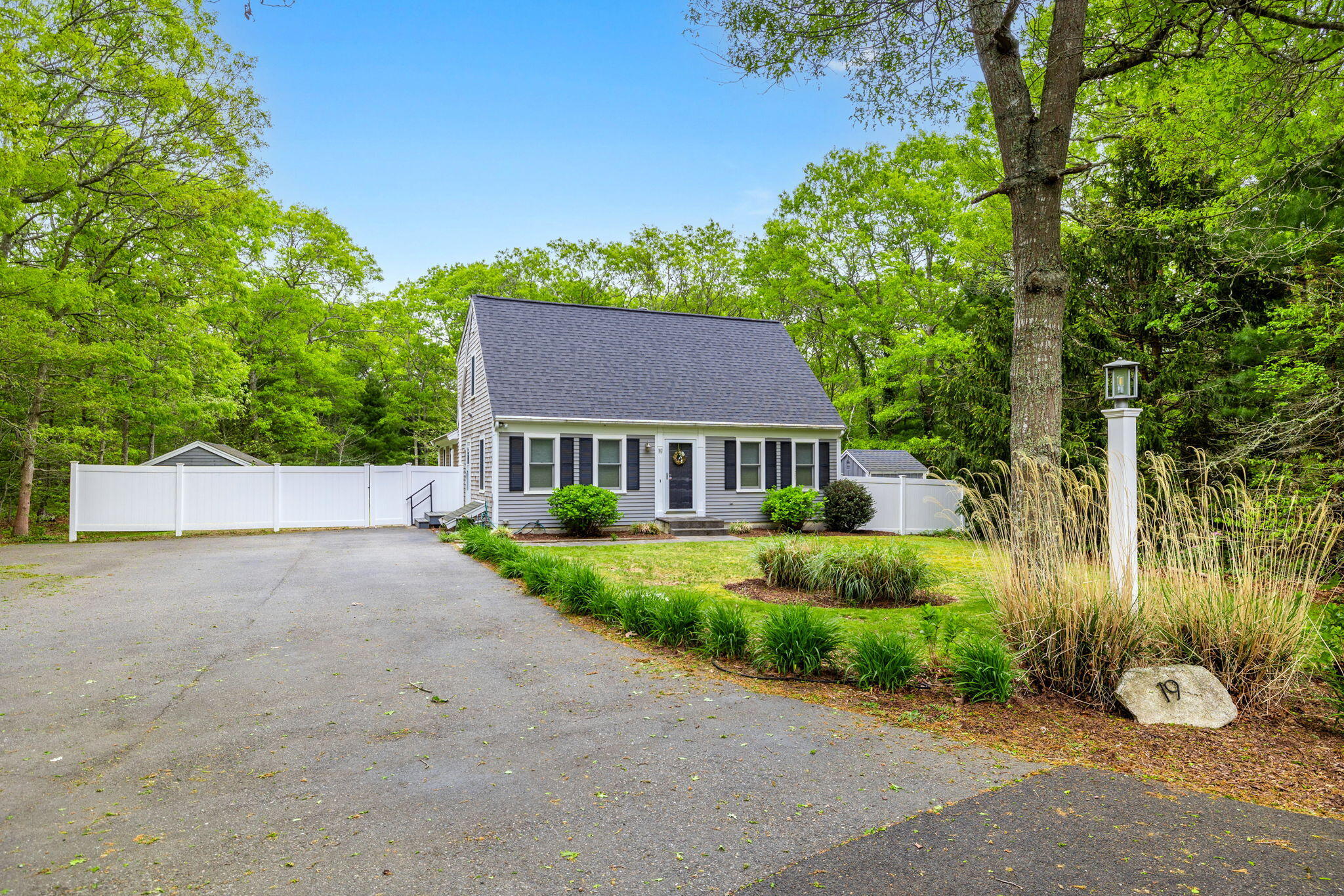 19 Katian Way Mashpee MA 02649