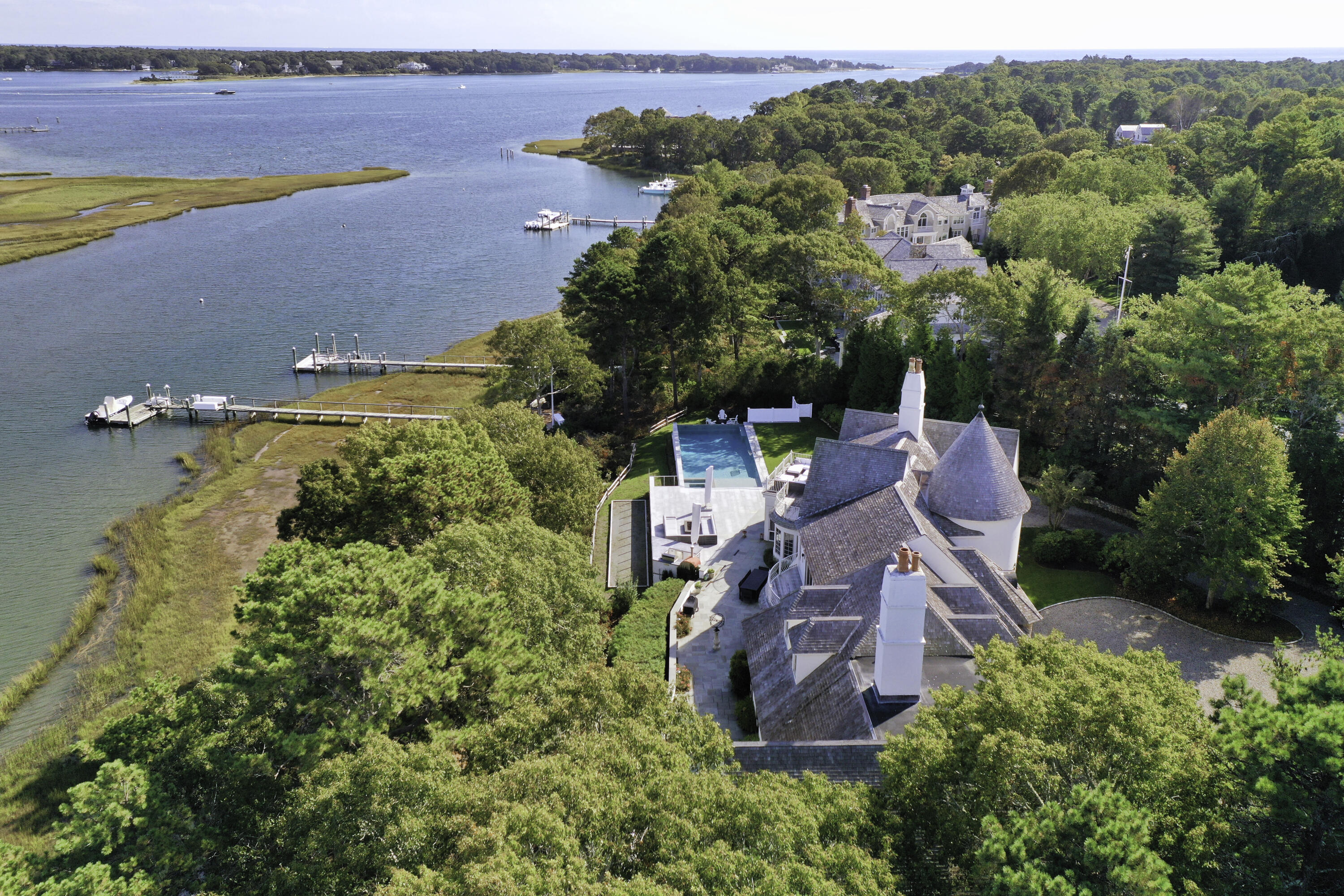 25 Oyster Way Barnstable MA 02655