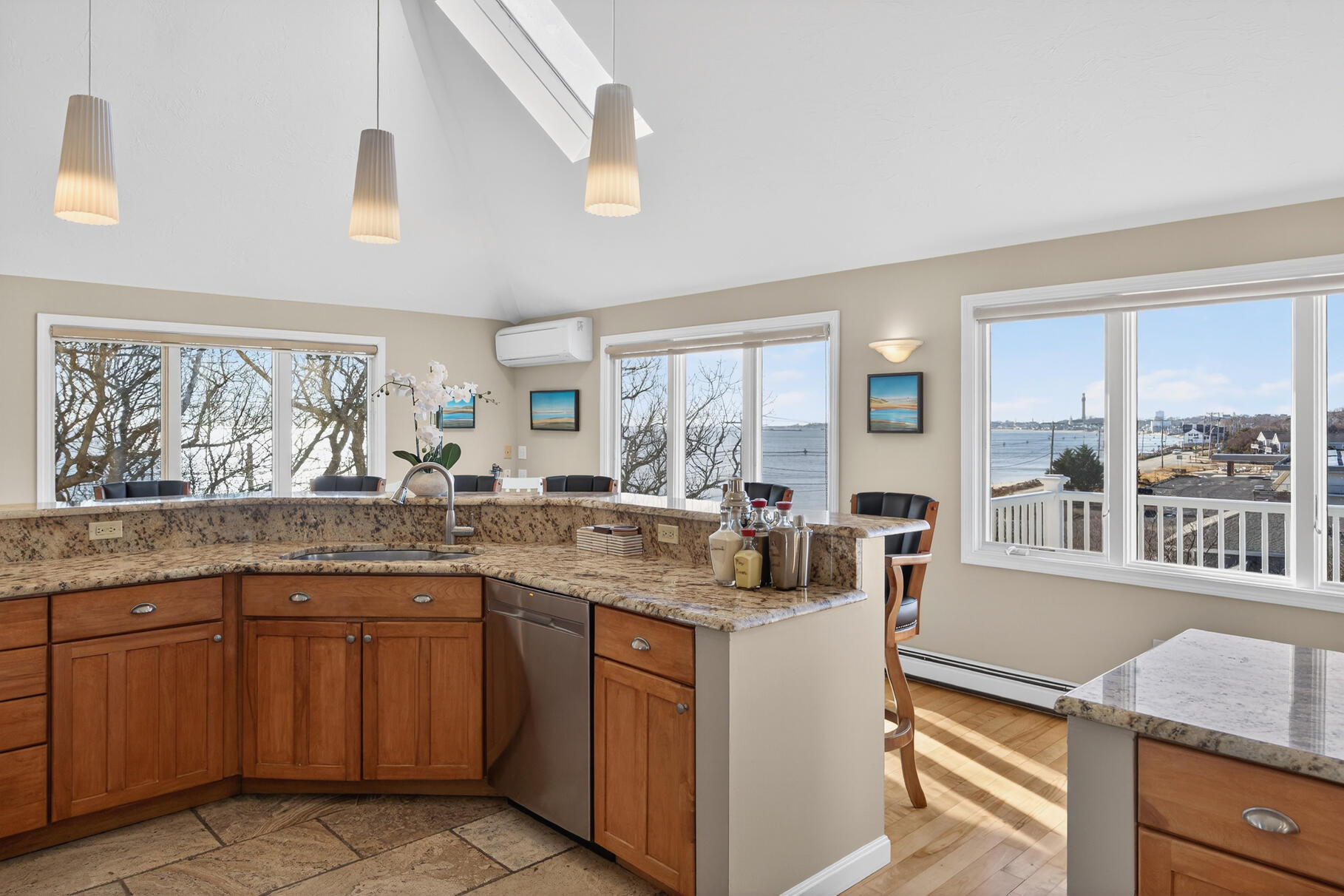 724 Commercial Street Provincetown MA 02657