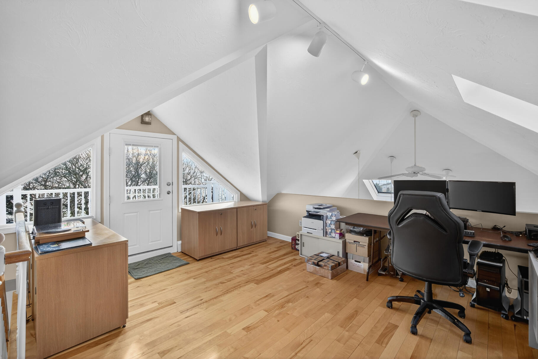 724 Commercial Street Provincetown MA 02657