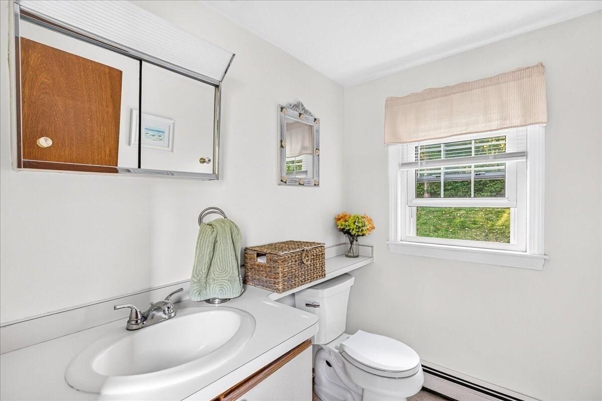 33 White Horse Road Plymouth MA 02360
