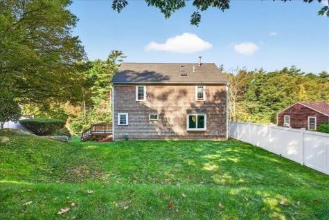 33 White Horse Road Plymouth MA 02360