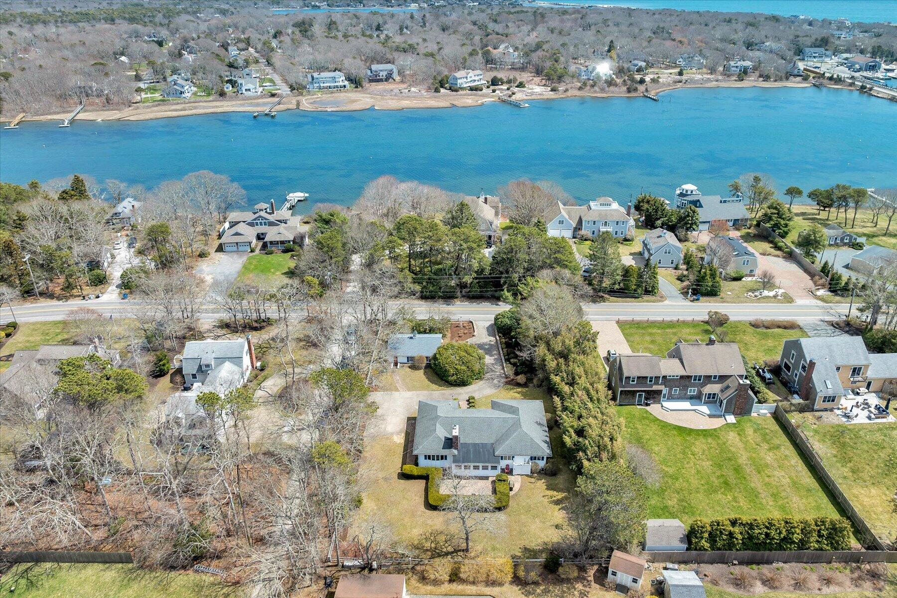 435 Acapesket Road Falmouth MA 02536