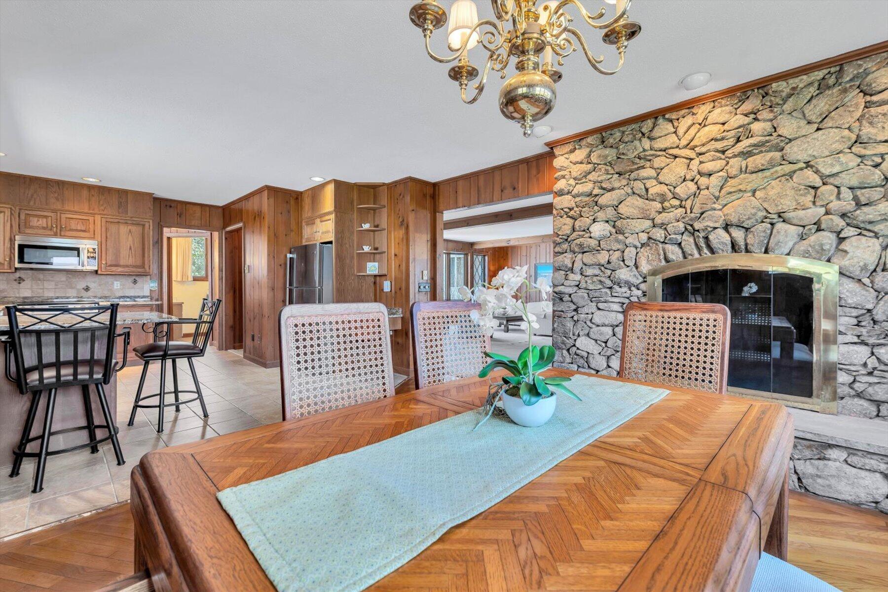 435 Acapesket Road Falmouth MA 02536
