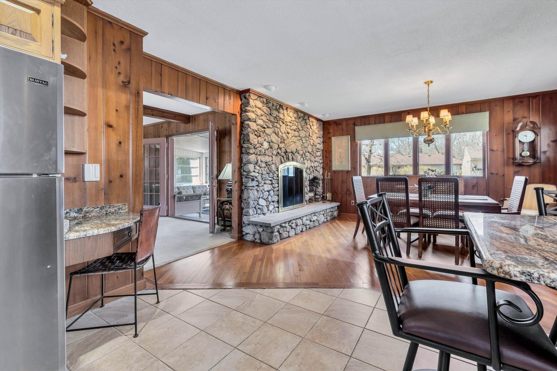 435 Acapesket Road Falmouth MA 02536