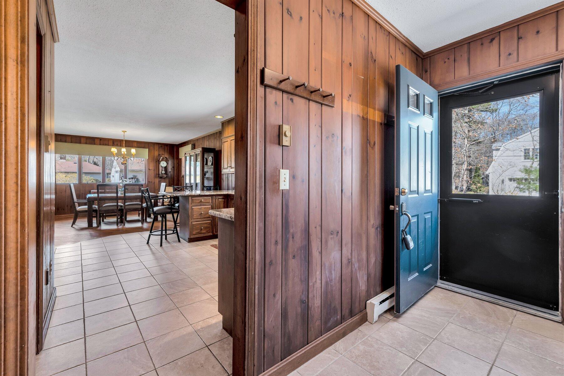 435 Acapesket Road Falmouth MA 02536