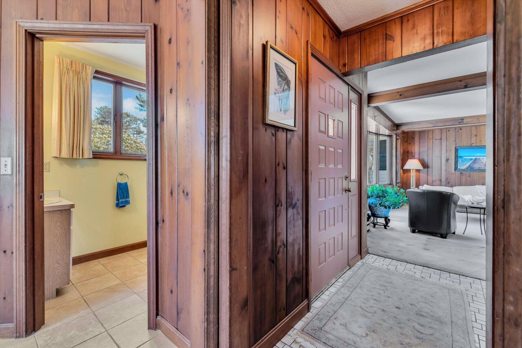 435 Acapesket Road Falmouth MA 02536