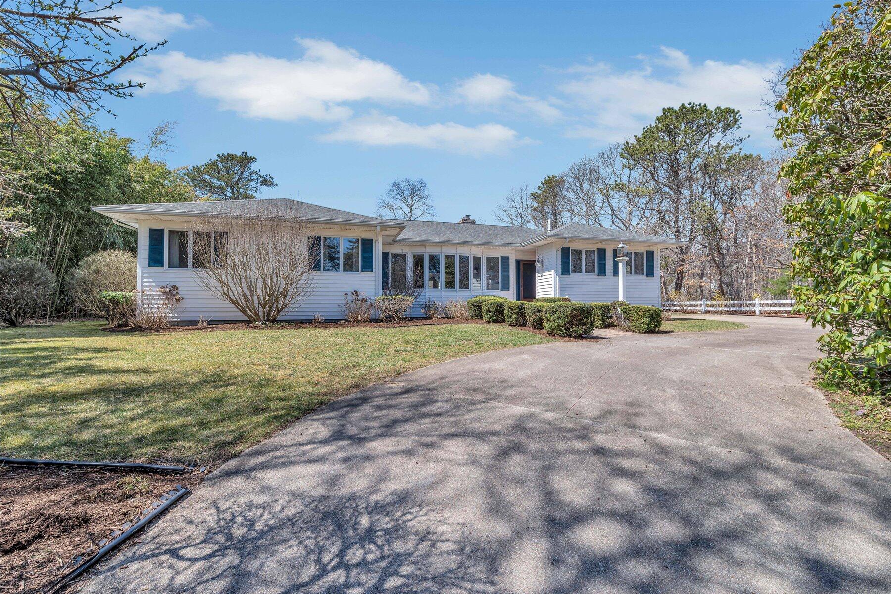 435 Acapesket Road, Falmouth MA — view 2