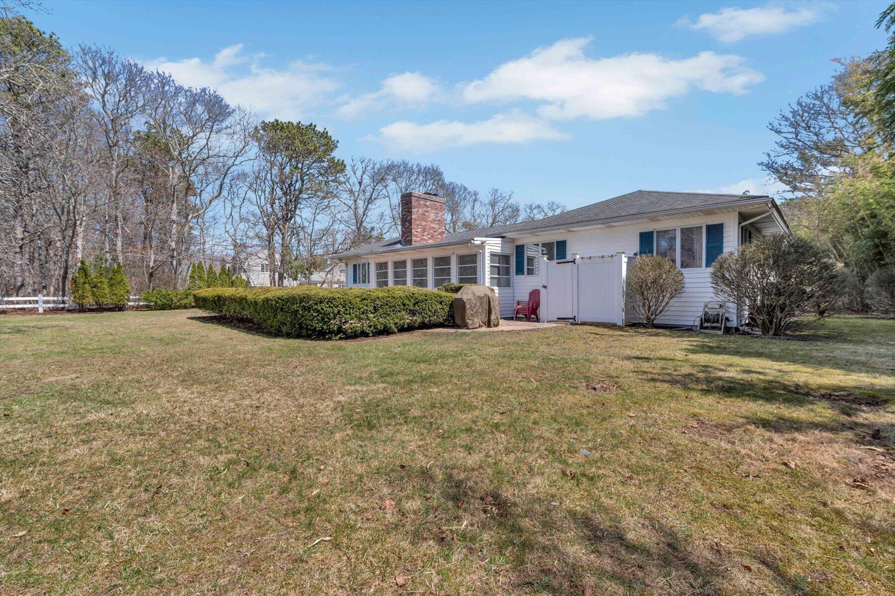 435 Acapesket Road Falmouth MA 02536