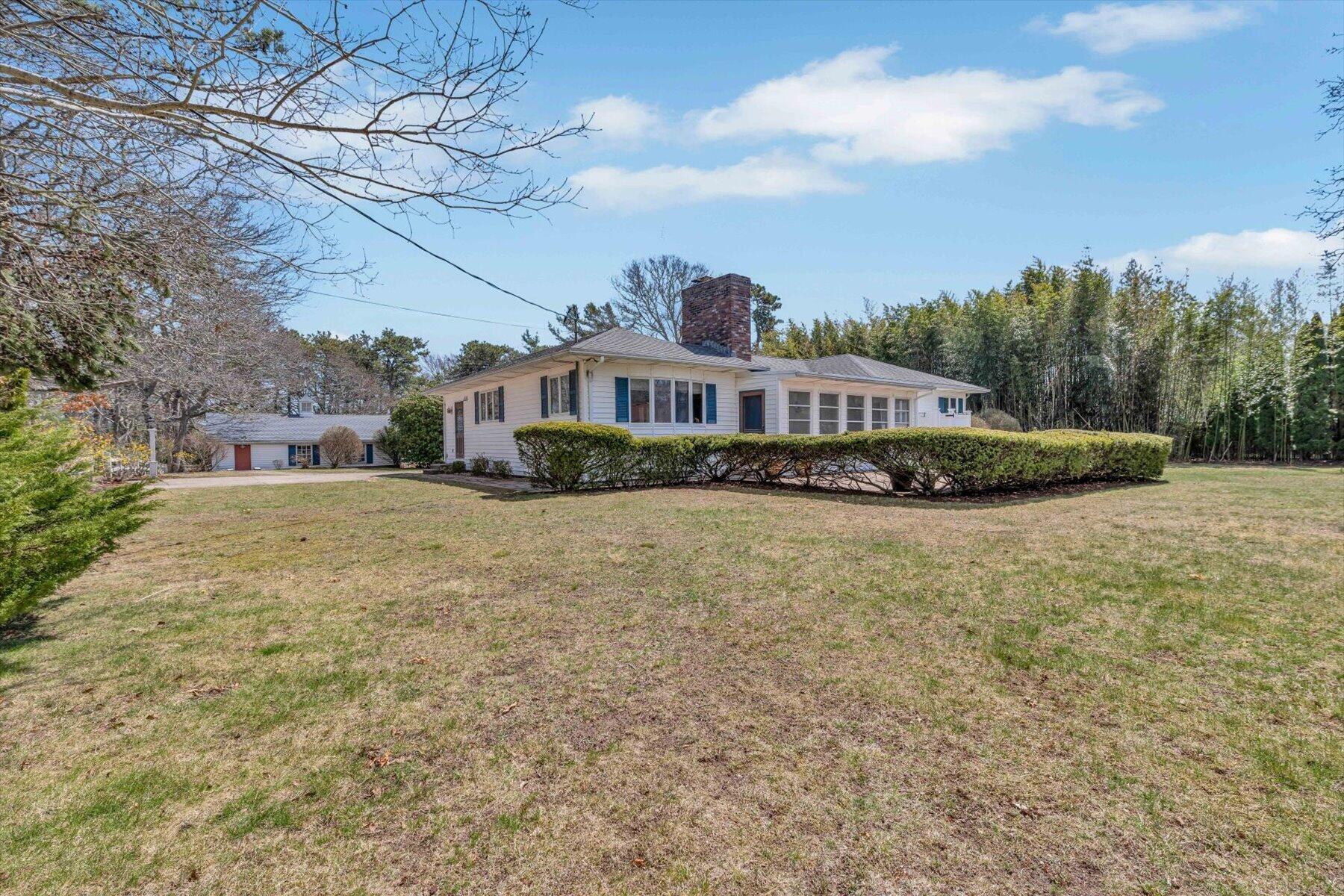 435 Acapesket Road Falmouth MA 02536