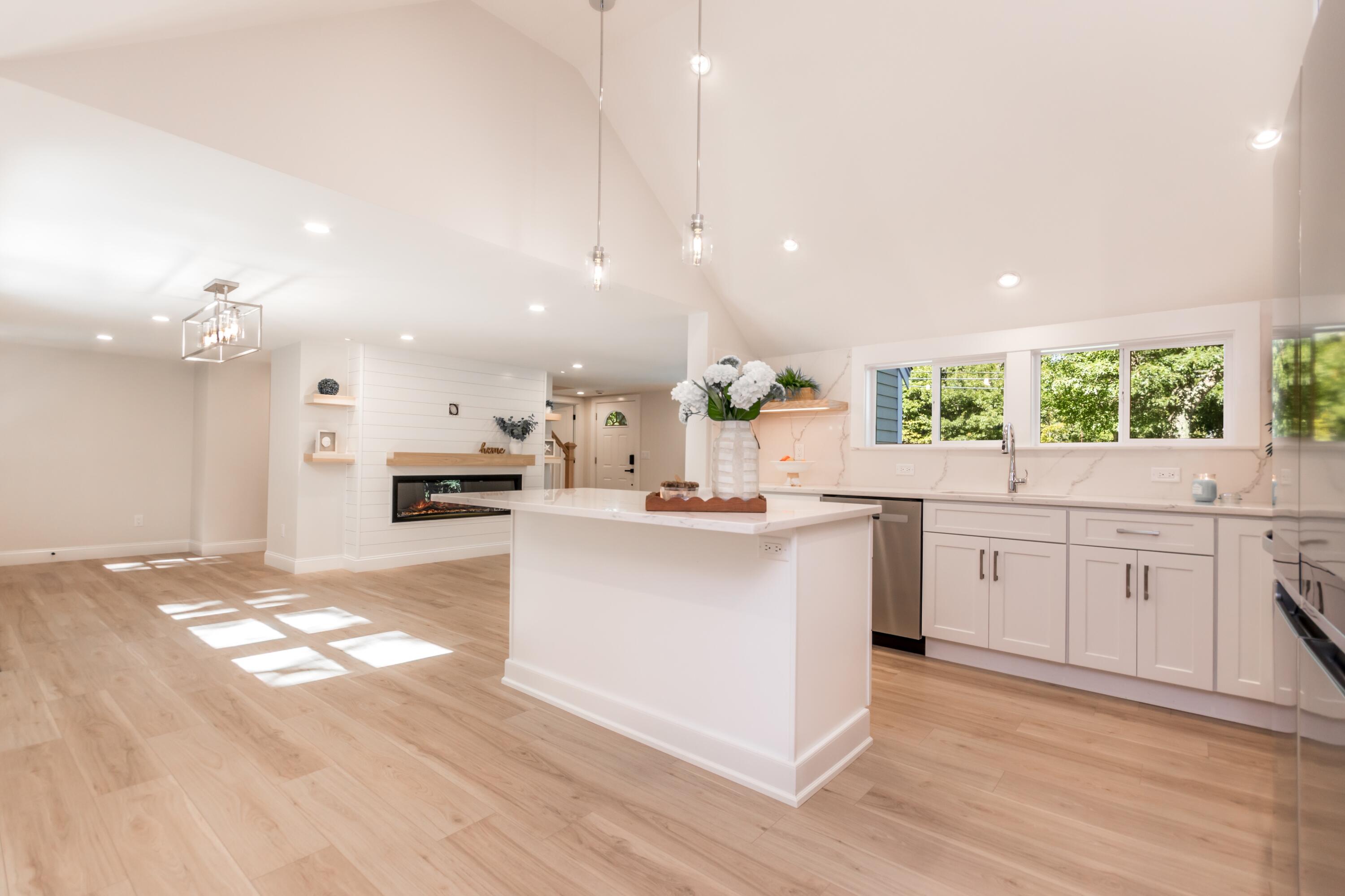 888 Phinneys Lane Centerville MA 02632