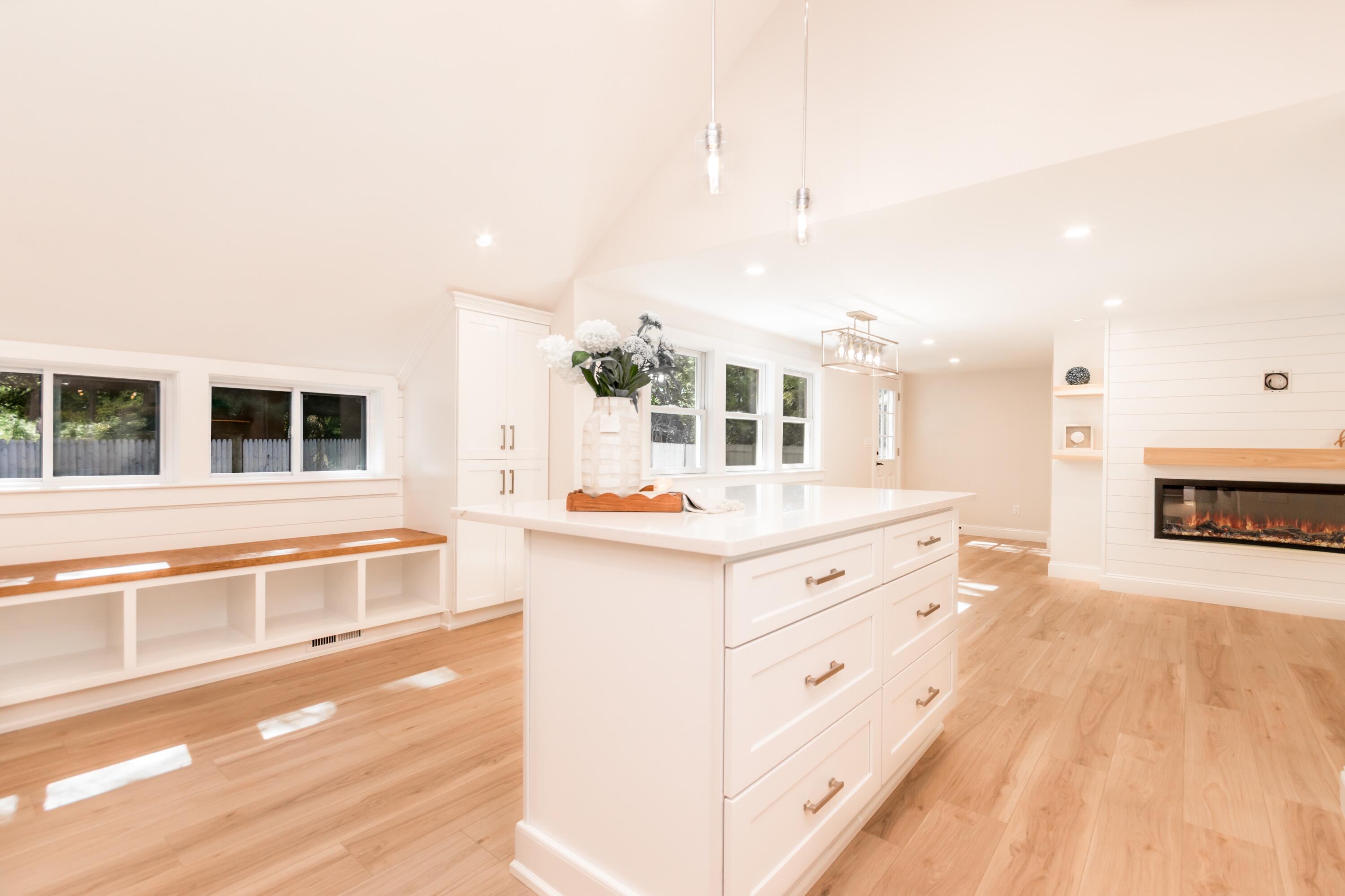 888 Phinneys Lane Centerville MA 02632