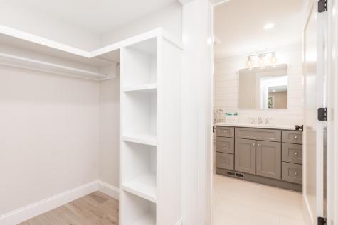 888 Phinneys Lane Centerville MA 02632