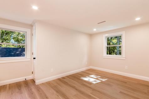 888 Phinneys Lane Centerville MA 02632