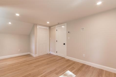 888 Phinneys Lane Centerville MA 02632