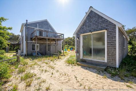 85 Rockwell Avenue Wellfleet MA 02667