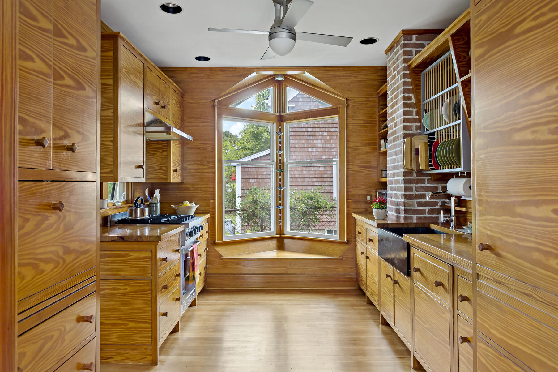 34 Washington Avenue Bourne MA 02532