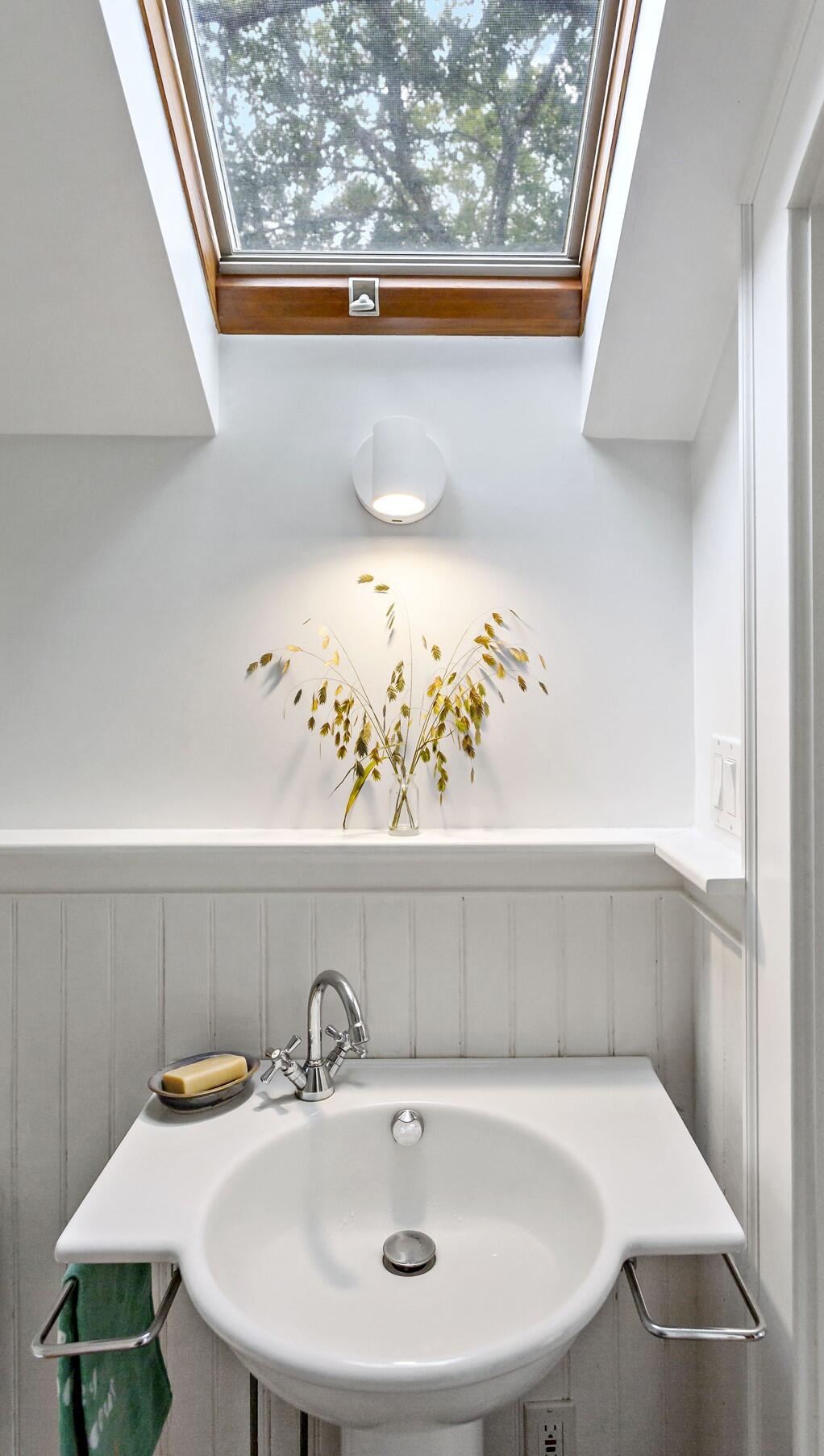 34 Washington Avenue Bourne MA 02532