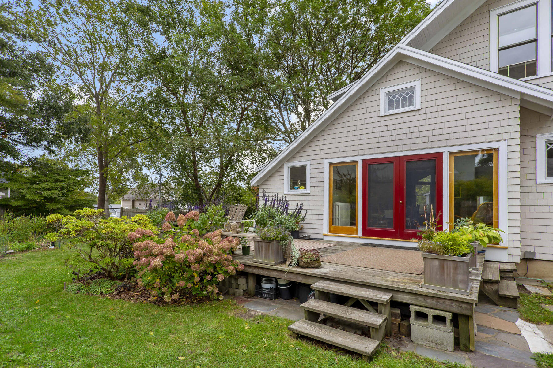 34 Washington Avenue Bourne MA 02532