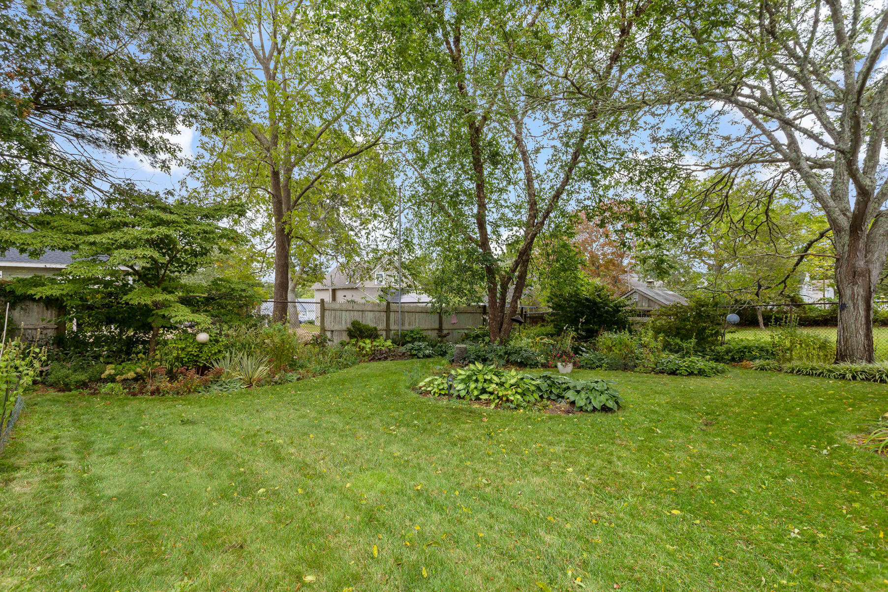 34 Washington Avenue Bourne MA 02532