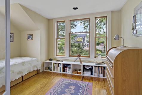 34 Washington Avenue Bourne MA 02532