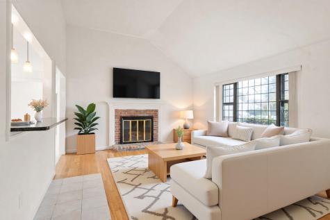 179 Sudbury Lane Barnstable MA 02601