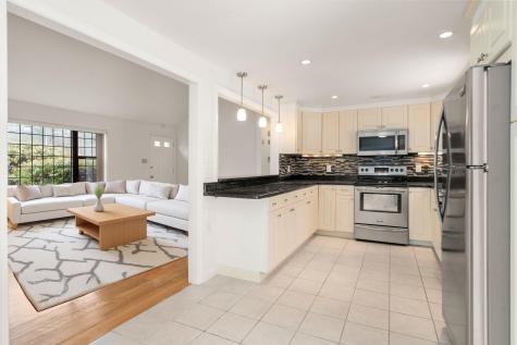 179 Sudbury Lane Barnstable MA 02601