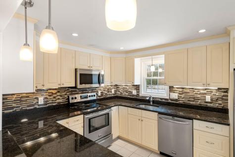 179 Sudbury Lane Barnstable MA 02601