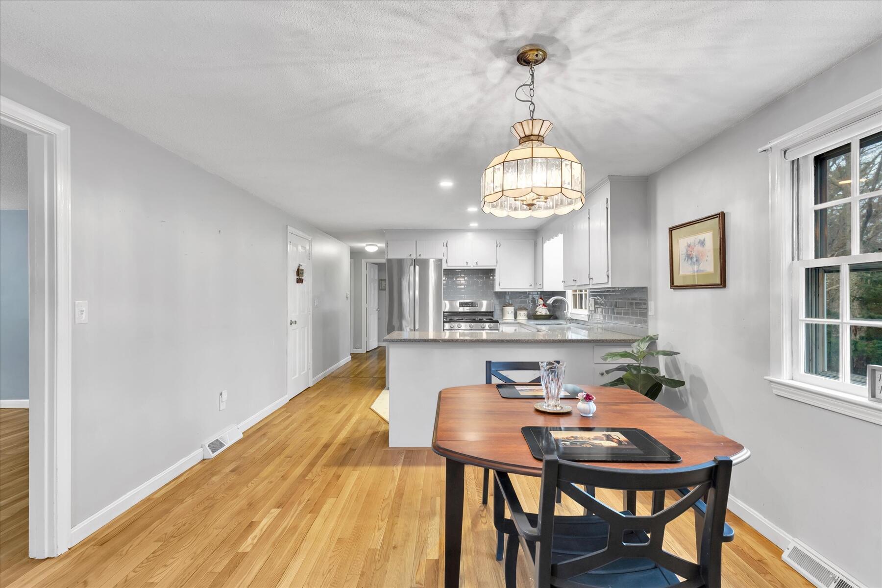 27 Lietrim Circle Barnstable MA 02632