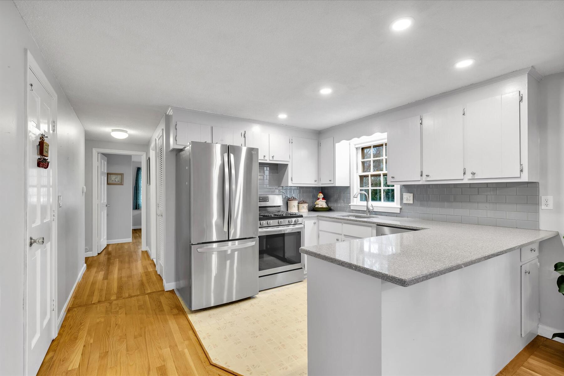 27 Lietrim Circle Barnstable MA 02632