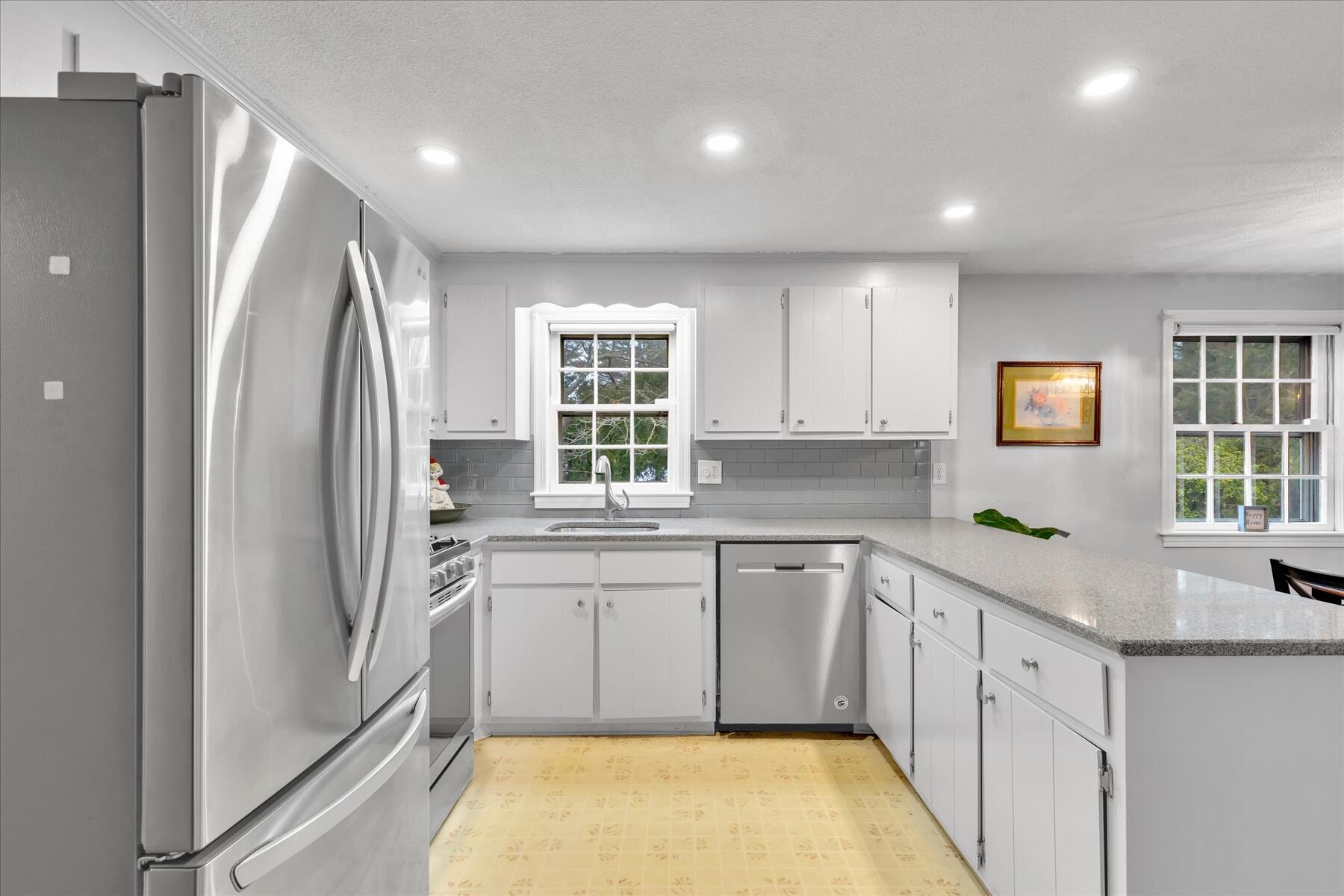 27 Lietrim Circle Barnstable MA 02632