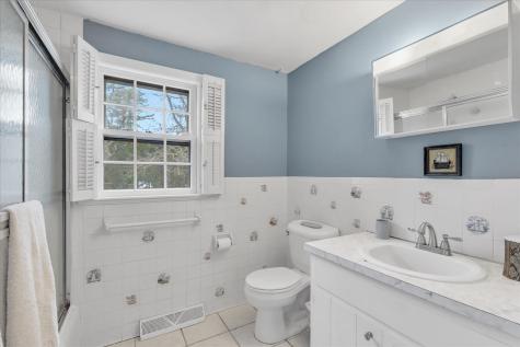 27 Lietrim Circle Barnstable MA 02632