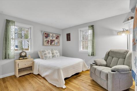 27 Lietrim Circle Barnstable MA 02632