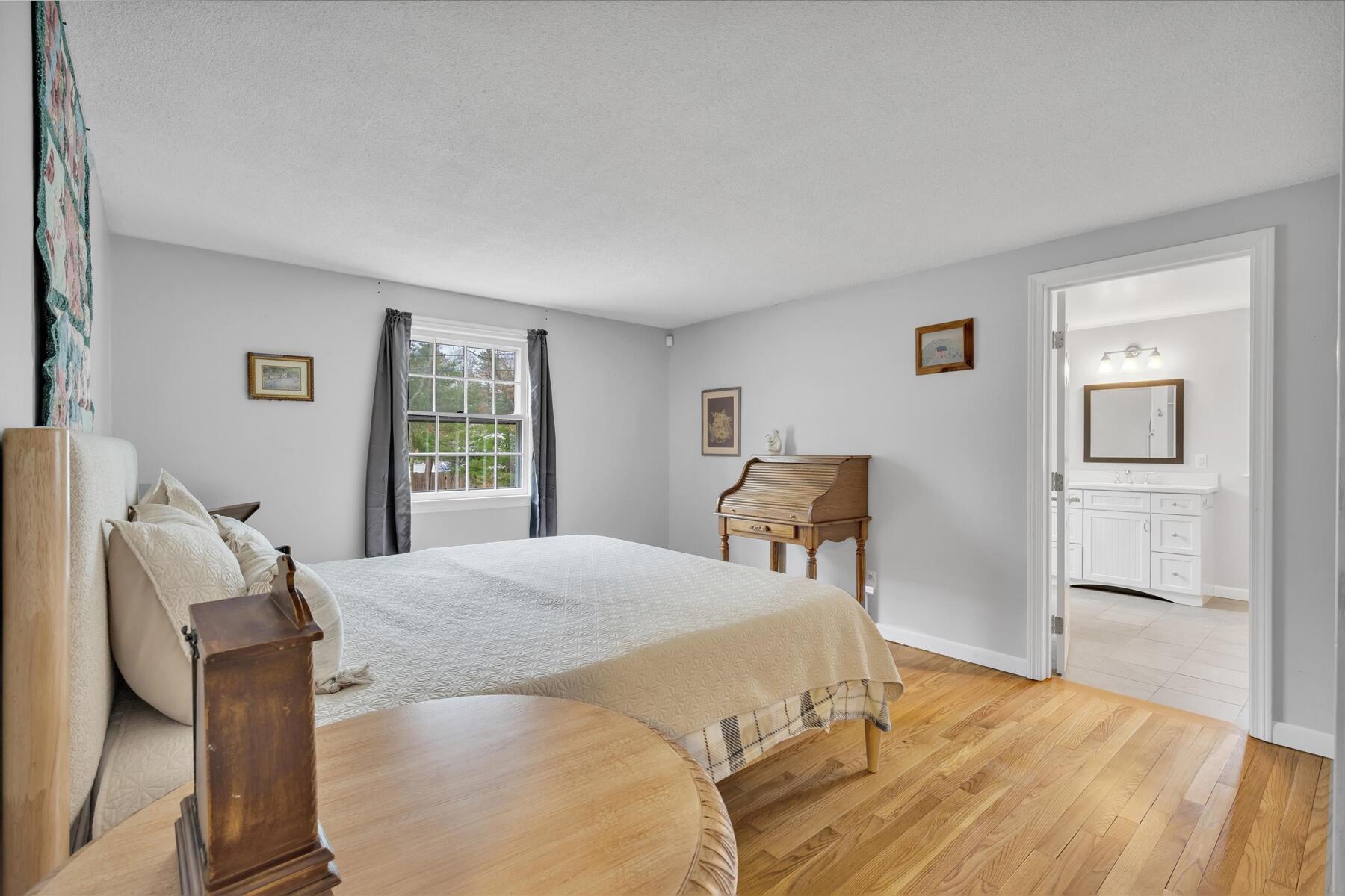 27 Lietrim Circle Barnstable MA 02632