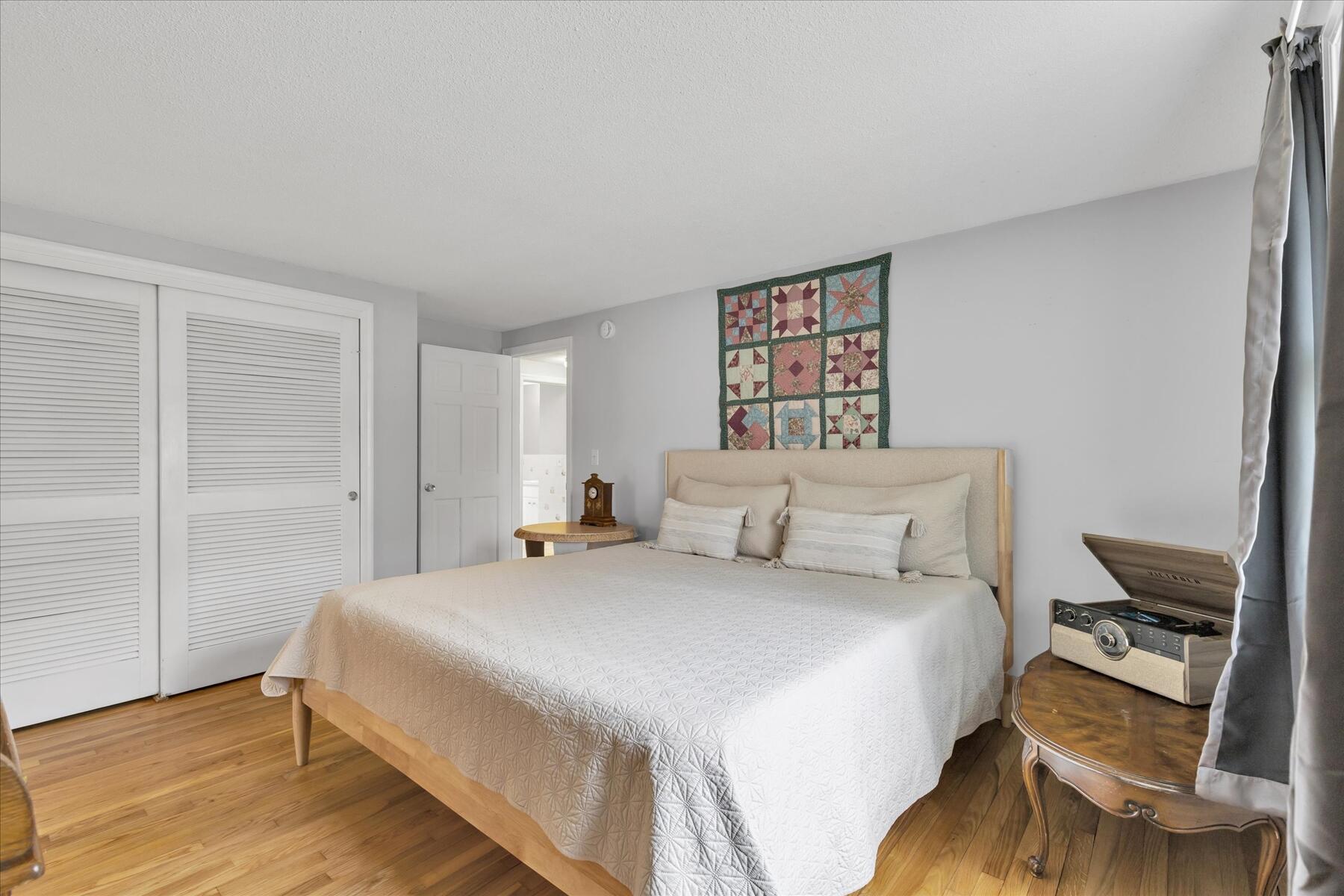 27 Lietrim Circle Barnstable MA 02632