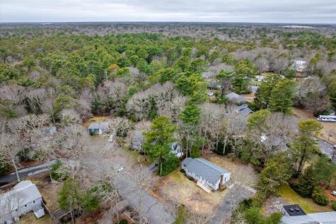 27 Lietrim Circle Barnstable MA 02632
