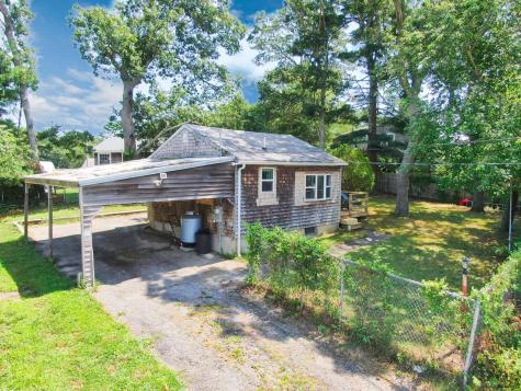 27 Lake Drive Plymouth MA 02360